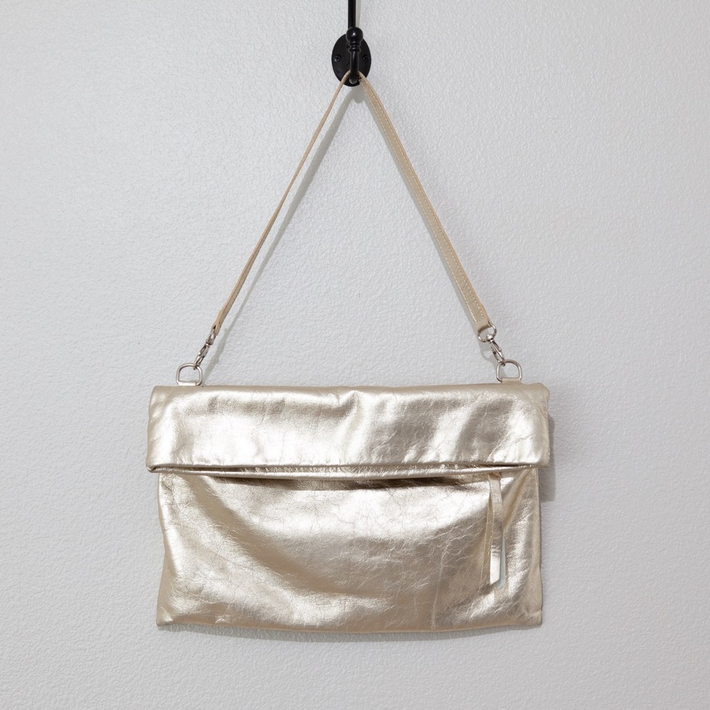 Gianni Chiarini Metallic Gold 100% Leather Fold Over Shoulder Bag Vintage